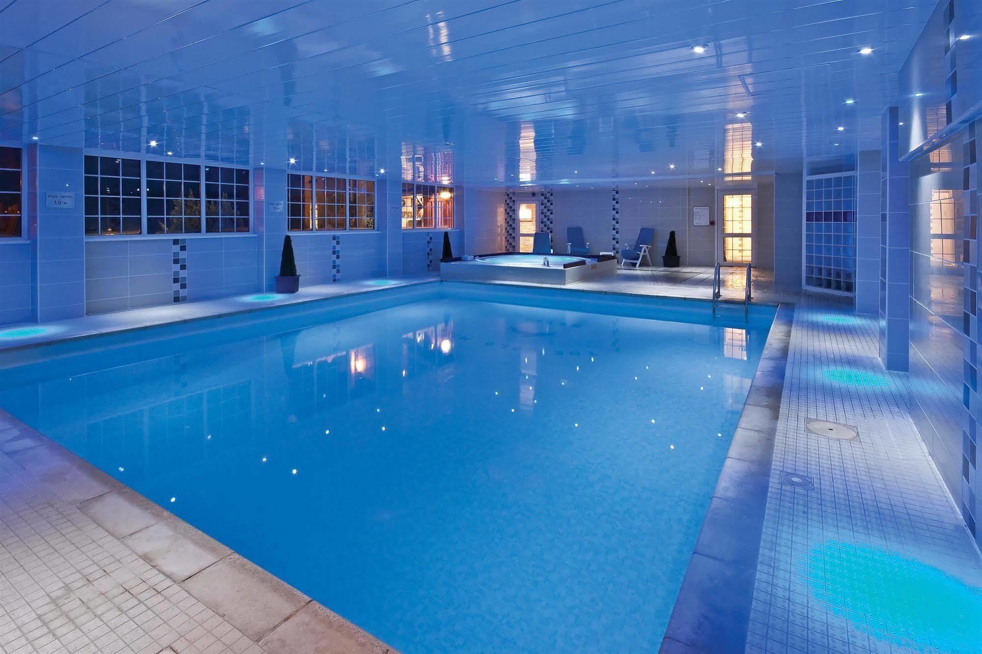 Bury Old Mill And Leisure Club Hotel 3*