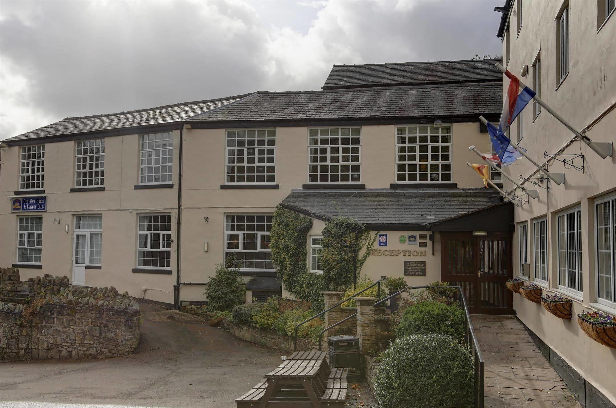 Hotel Bury Old Mill And Leisure Club 3*